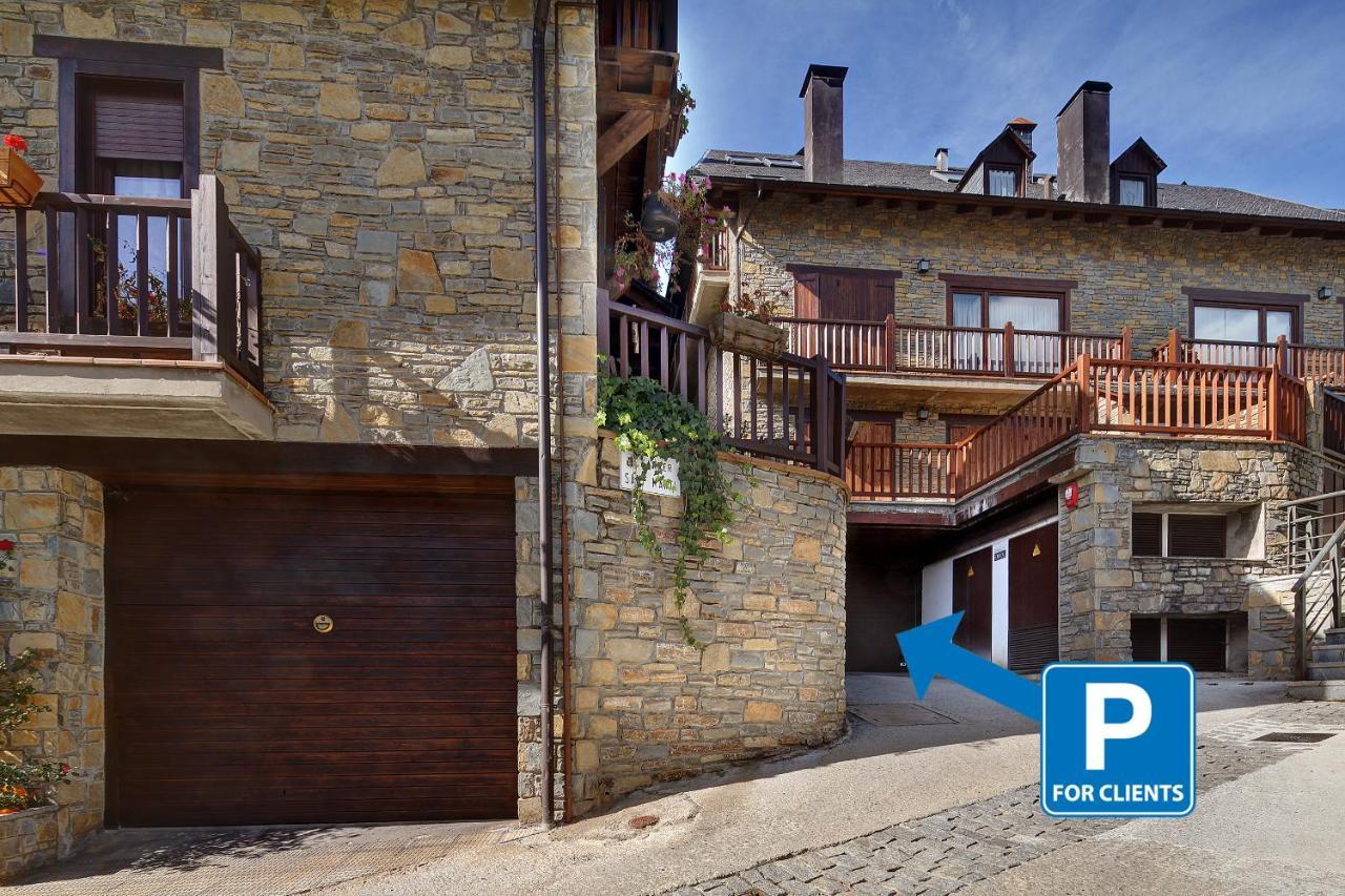 Apartamento La Santeta De Aran Vielha Luaran gambar